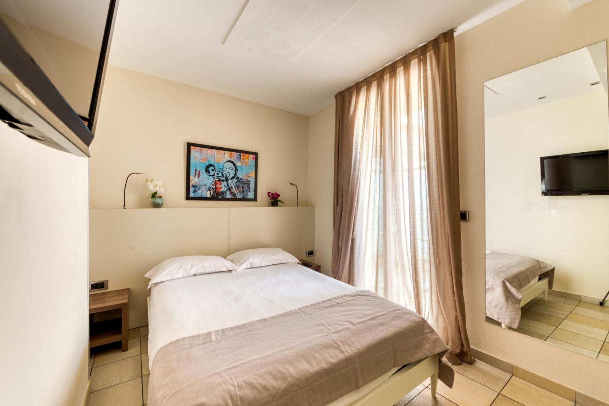 Hotel Villa d'Elsa Juan-les-Pins Esterno foto