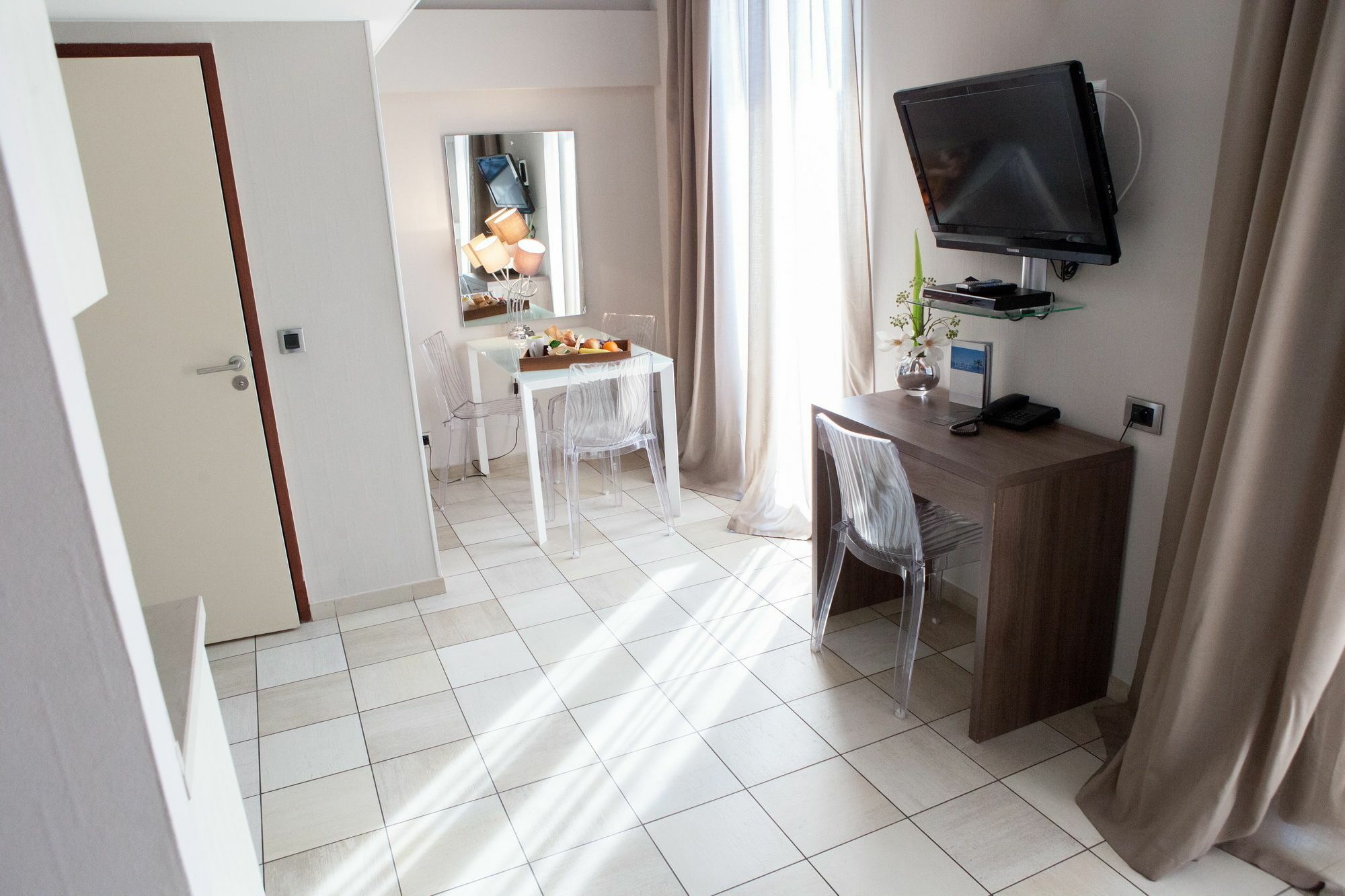 Hotel Villa d'Elsa Juan-les-Pins Esterno foto