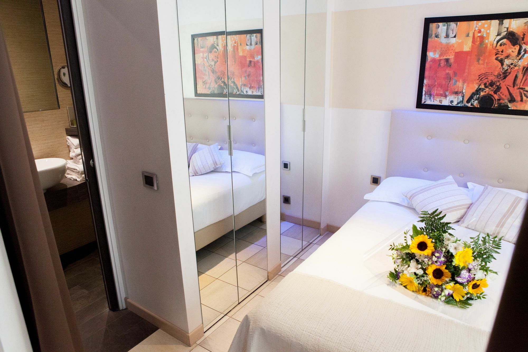 Hotel Villa d'Elsa Juan-les-Pins Esterno foto